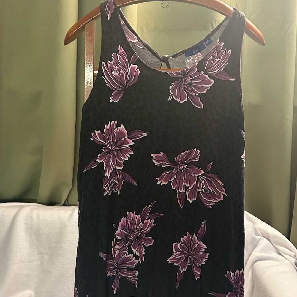 Apt. 9 Black and Purple Floral Tank Top